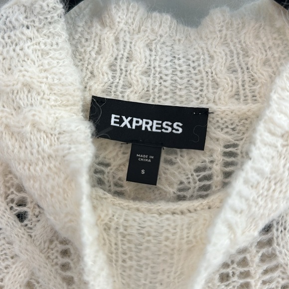 Express sweater - Picture 2 of 5